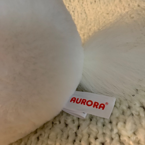 Aurora plush white unicorn with shiny multicoloured heart. - Picture 5 of 7